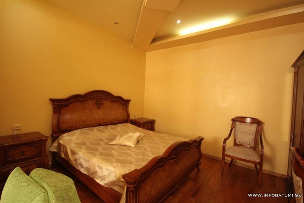 Hotel Black Sea House Batumi Exterior photo